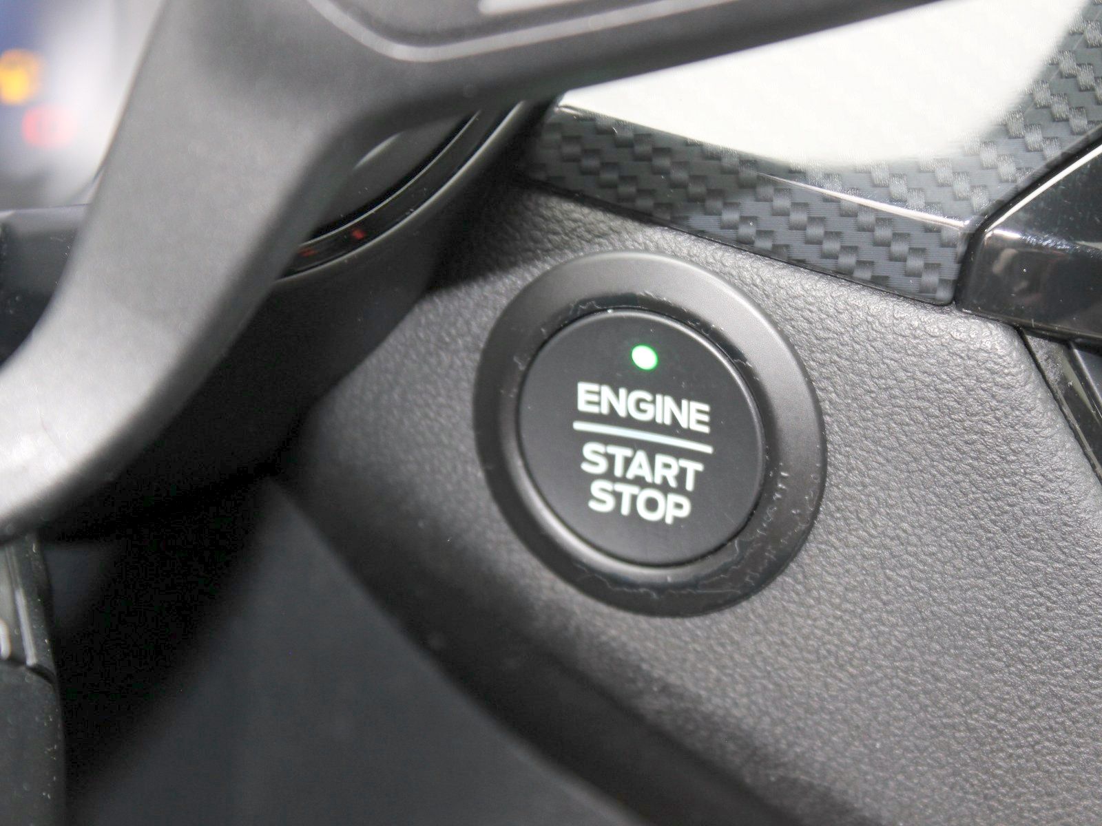 Fahrzeugabbildung Ford Kuga Plug-In Hybrid ST-Line X 2,5 Duratec