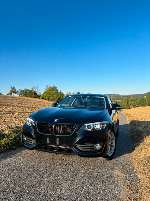 Image of BMW 218