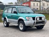 Toyota Land Cruiser 3.4 V6 Special - Toyota Land Cruiser mit Benzin-Antrieb: Geländewagen