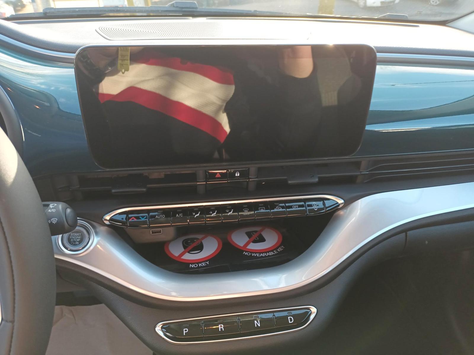 Fiat 500e Icon Tempomat*Digitales Display*Kamera*K...