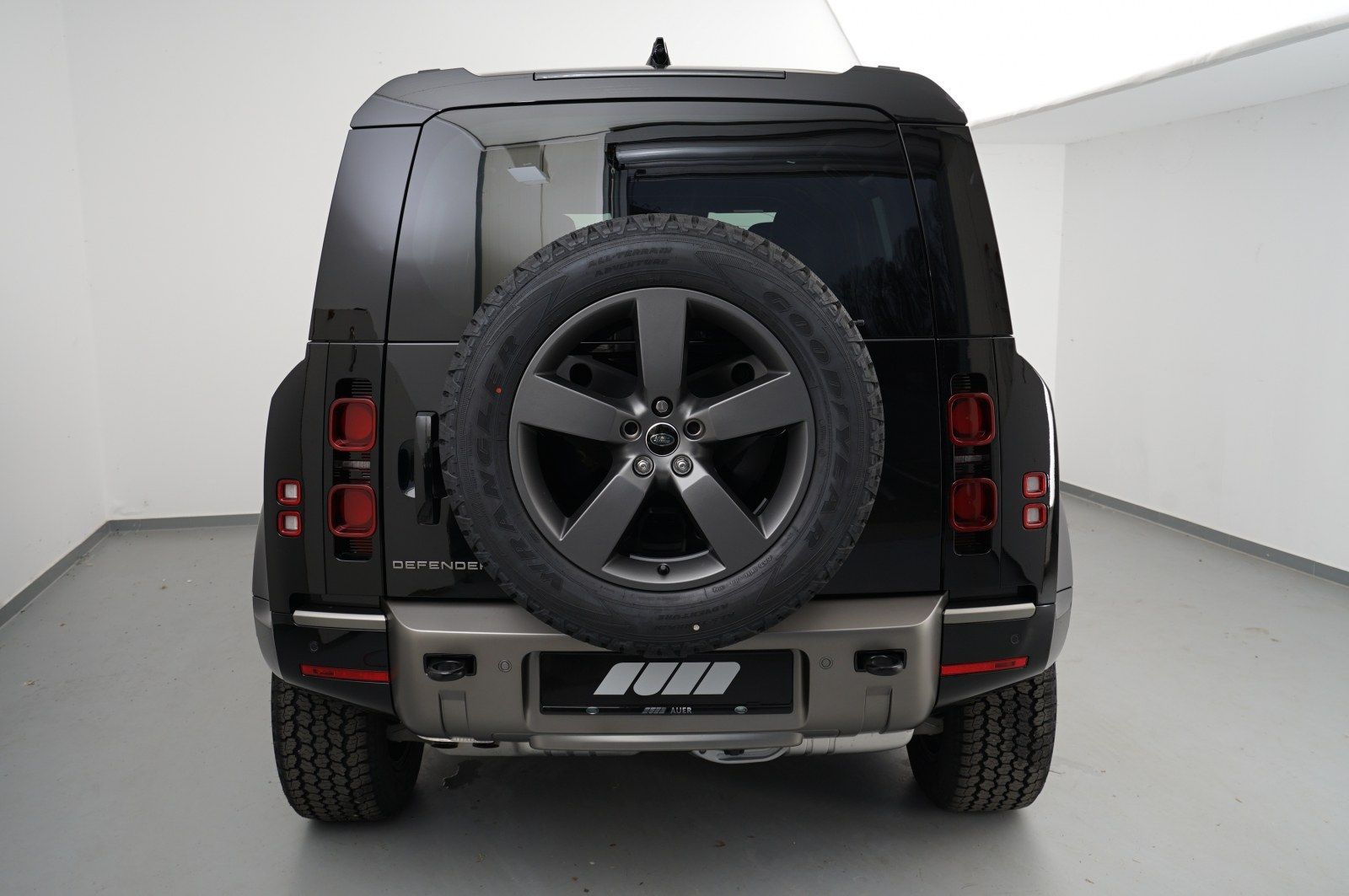 Land Rover Defender 110 D300 X-Danmic HSE AHK Pano HUD ACC foto 4