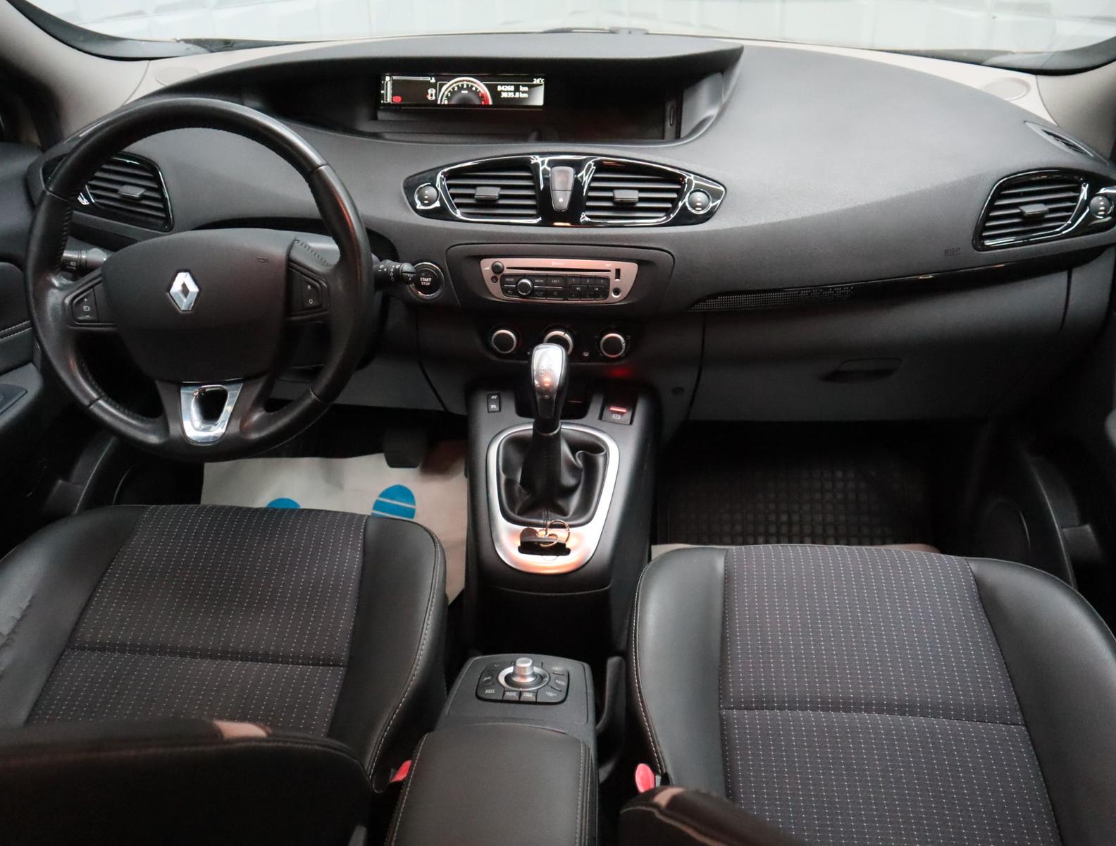 Renault Scenic 2013 — photo 9