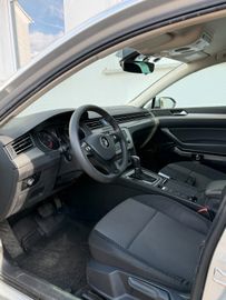 Volkswagen Passat Variant - 5
