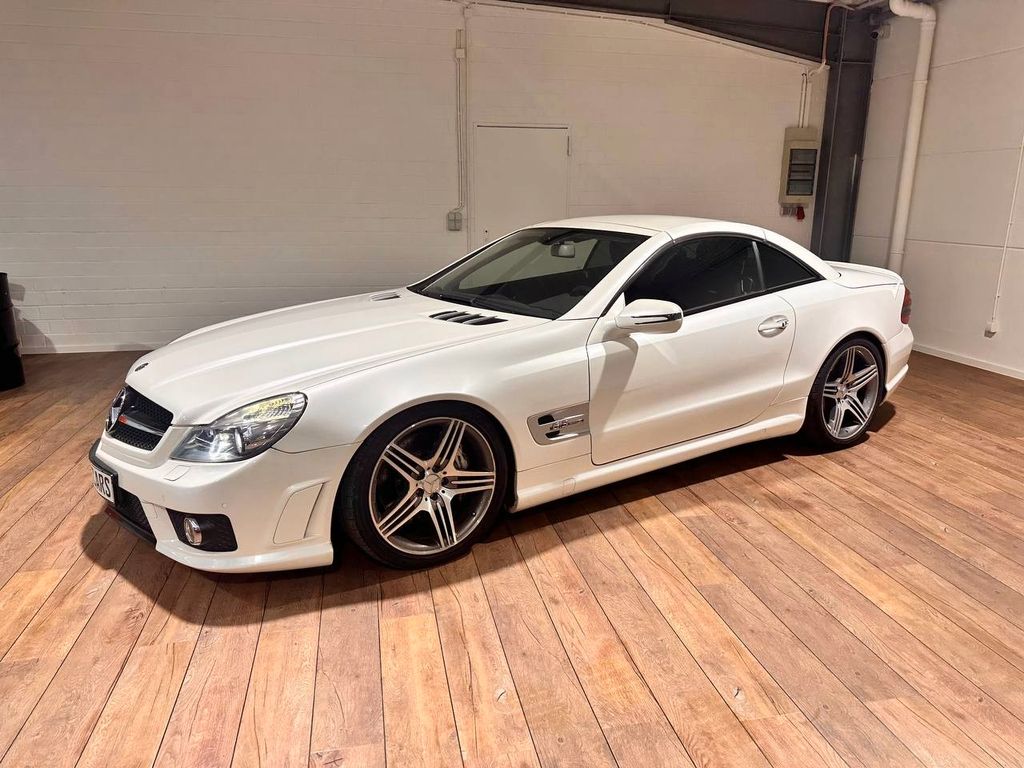 Mercedes-Benz SL 63 AMG