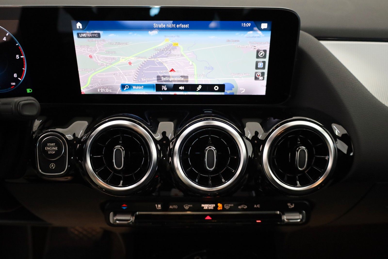 Fahrzeugabbildung Mercedes-Benz GLA 200 d Style, T.Leder,Navi,LED,SH,Kamera