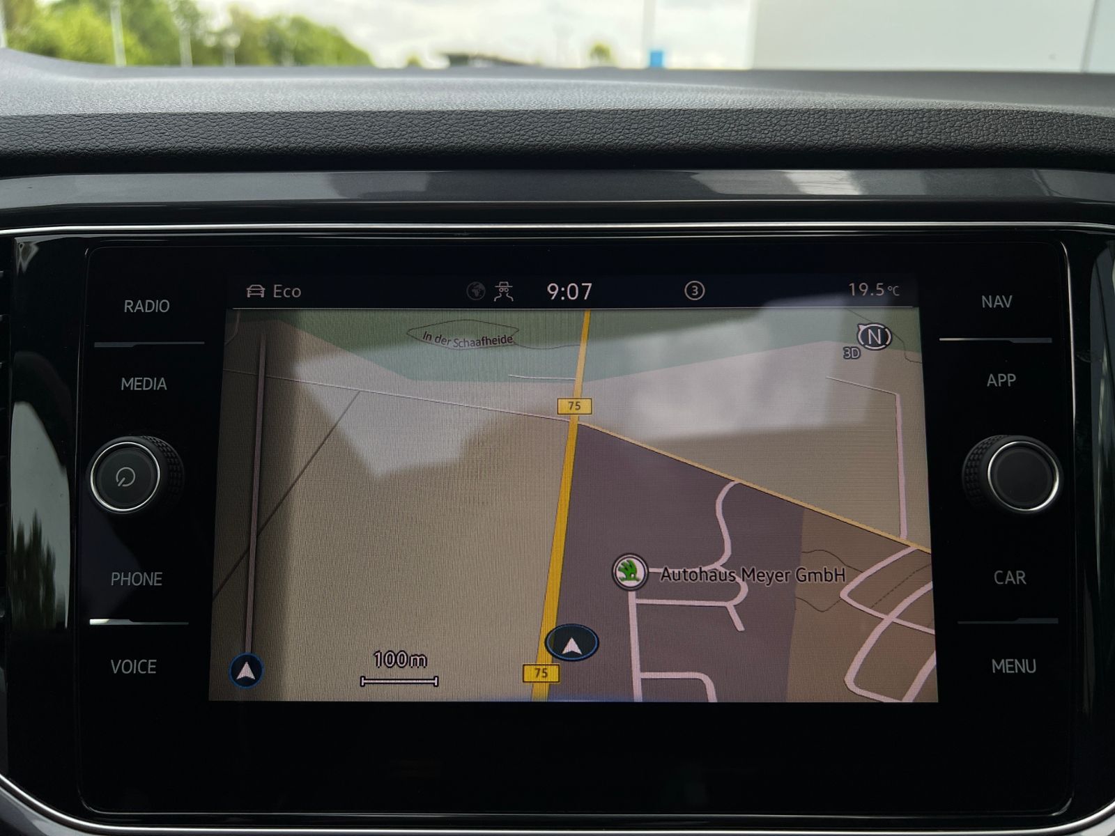Fahrzeugabbildung Volkswagen T-Roc Sport 2.0 TDI DSG 4Motion R-Line *Beats,Pa