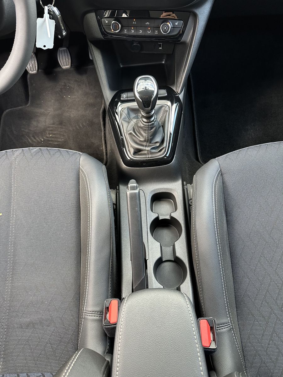 Fahrzeugabbildung Opel Corsa 1.2 5-Türer Elegance LED+DAB+SHZ+EPH+TEMP