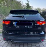Jaguar F-Pace 20d AWD Prestige Automatik Prestige - Jaguar F-Pace: Prestige