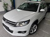 Volkswagen Tiguan 2.0 TDI*R-LINE*4MOT*AUT*BI-XN*PAN*CAM*1HD - Gebrauchtwagen in Leverkusen