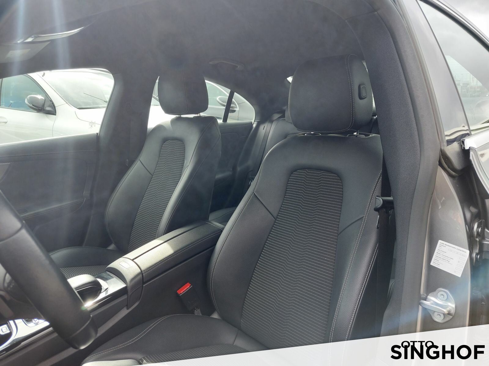 Fahrzeugabbildung Mercedes-Benz CLA 180 Progressive +LED+MBUX+PDC+Navi+Sitzhzg+