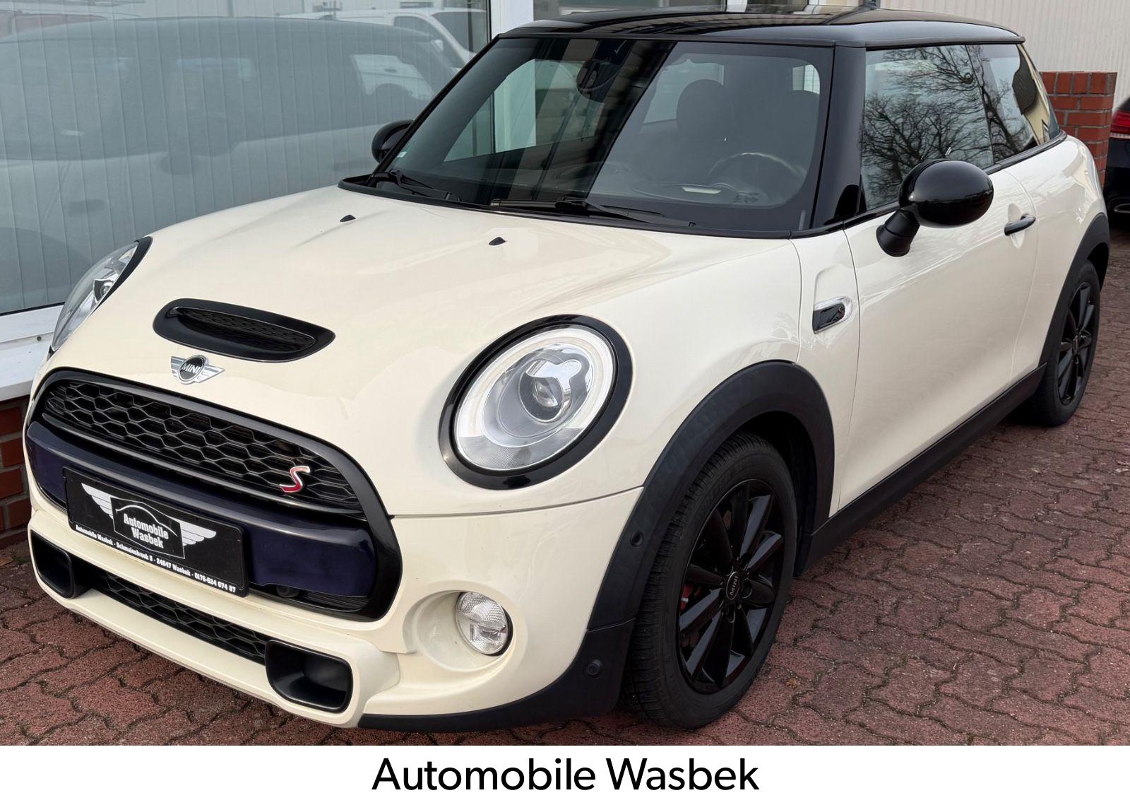 MINI Cooper S F56 Automatik/Xenon/Navi/Leder/Panorama
