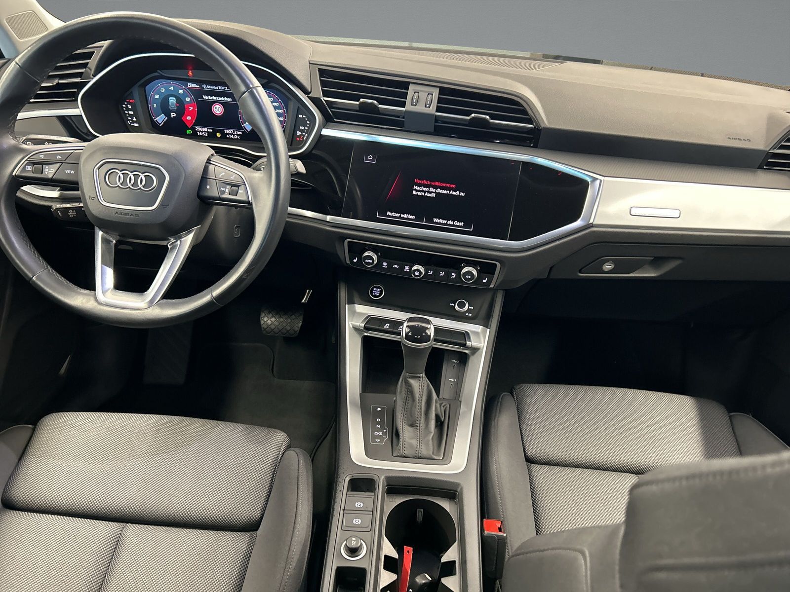 Audi Q3 35 TFSI advanced S-TRONIC+LED+NAVI+ACC+PDC foto 8