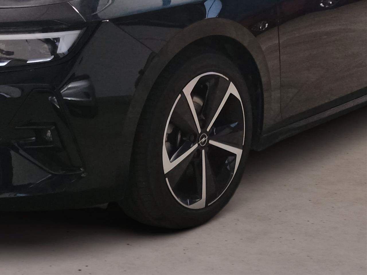 Fahrzeugabbildung Opel Astra L Lim. 1.5D GS SPORT NAVI/LED/KAMERA/VIRT.