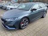 Skoda Octavia Combi 2.0 TDI DSG RS Plus Canton SmartLi - : Massagesitze, Kombi