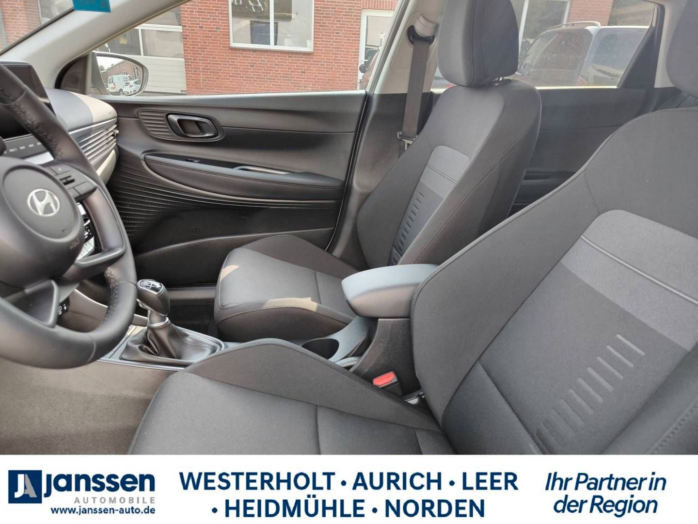 Fahrzeugabbildung Hyundai BAYON FL (MY25) 1.0 T-GDI (100 PS) 6-MT 2WD Prim