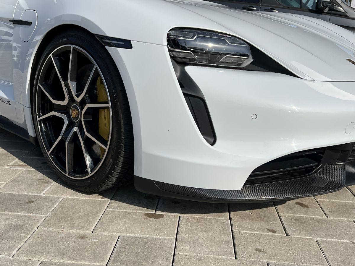 Porsche Taycan Turbo S *Approved Garantie* Carbon *