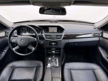Mercedes E 250 - 9