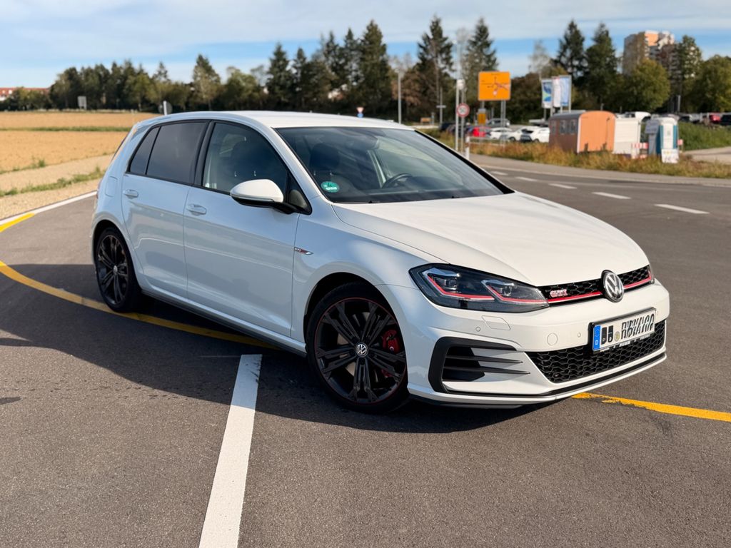Image of Volkswagen Golf