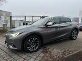 Infiniti Q30 2.2 d AWD Premium 360°Kamera*Alcantara*PDC* - Infiniti in Hamburg