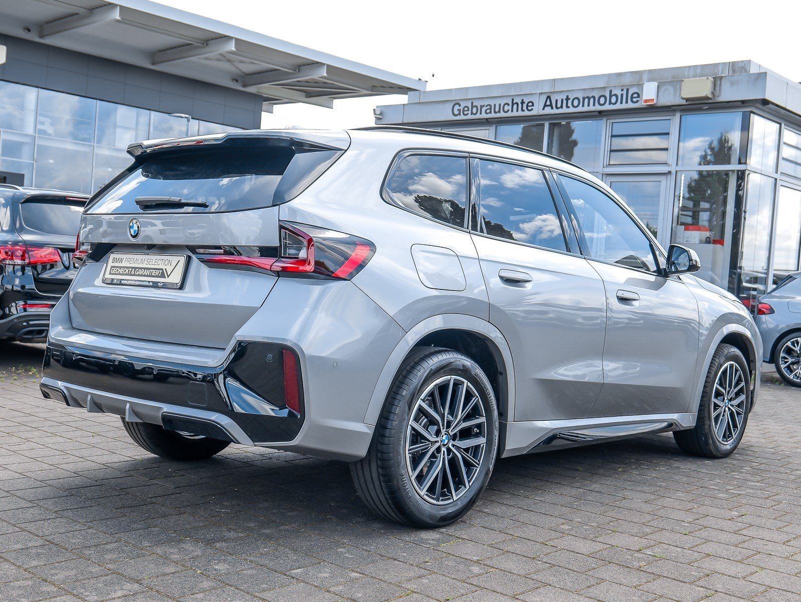 BMW X1 xDrive23i M Sport HUD RFK NAVI LED PDC V H foto 2