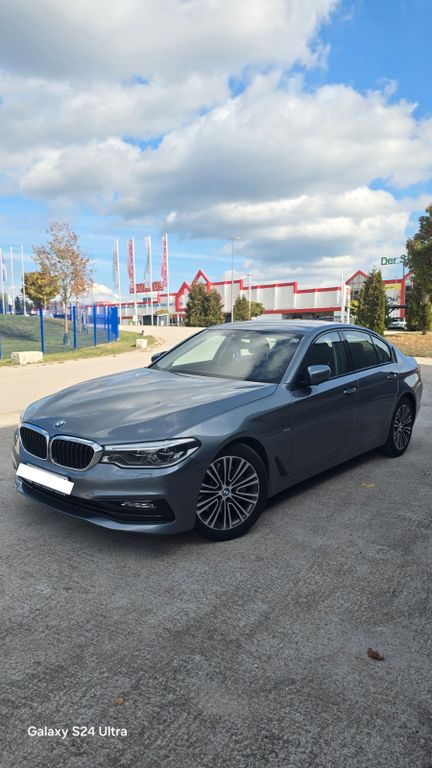 Image of BMW 530