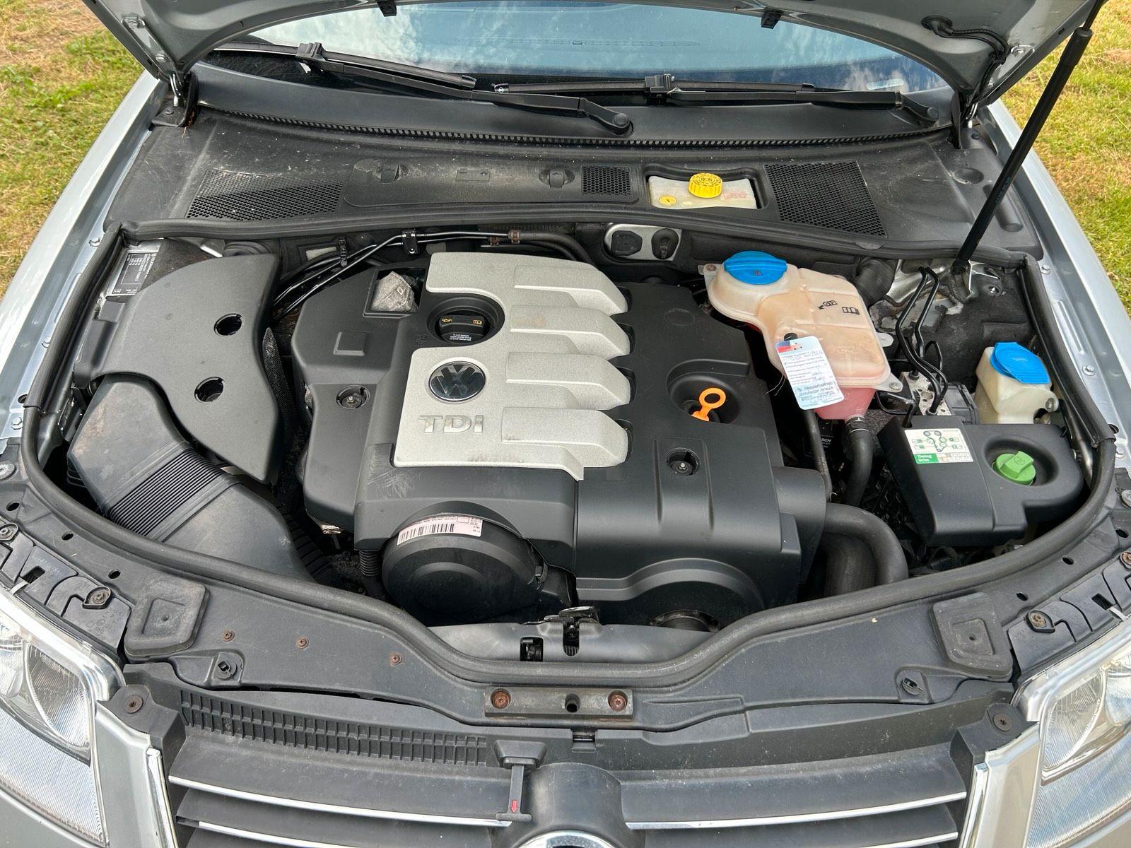 Volkswagen Passat 2005 — photo 8