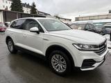 Volkswagen Touareg 3.0 TDI V6 4Motion ALLRAD AHK NAVI LED - VW Touareg Gebrauchtwagen in Kassel