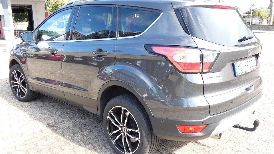 Ford Kuga Titanium - IM KUNDENAUFTRAG