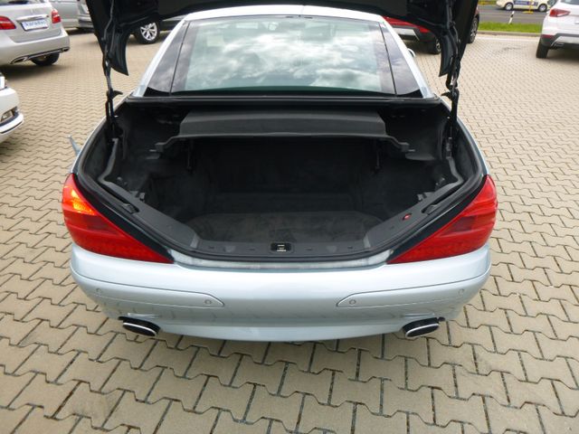 Fahrzeugabbildung Mercedes-Benz SL 350 >AUT/NAV/LEDER/SHZ/Bi-Xen<