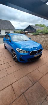 BMW X2 sDrive20i Advantage Steptronic DCT Advantage - BMW X2 aus 2018