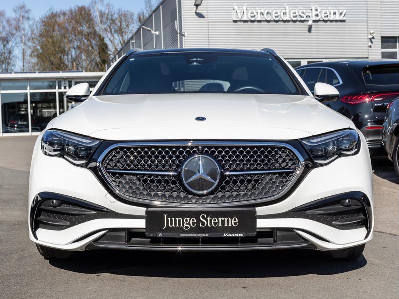 Mercedes-Benz E 300 e T AMG-Sport/DIGITAL/360/Pano/AHK/Distr