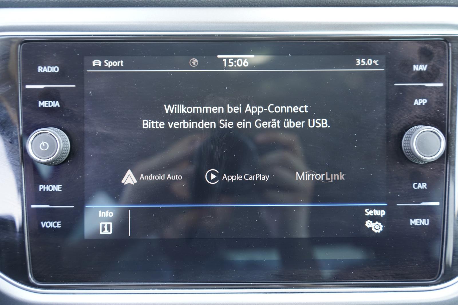 Volkswagen T-Roc 1.5 Active DSG LED Navi Klimaaut. PDC, миниатюра 14