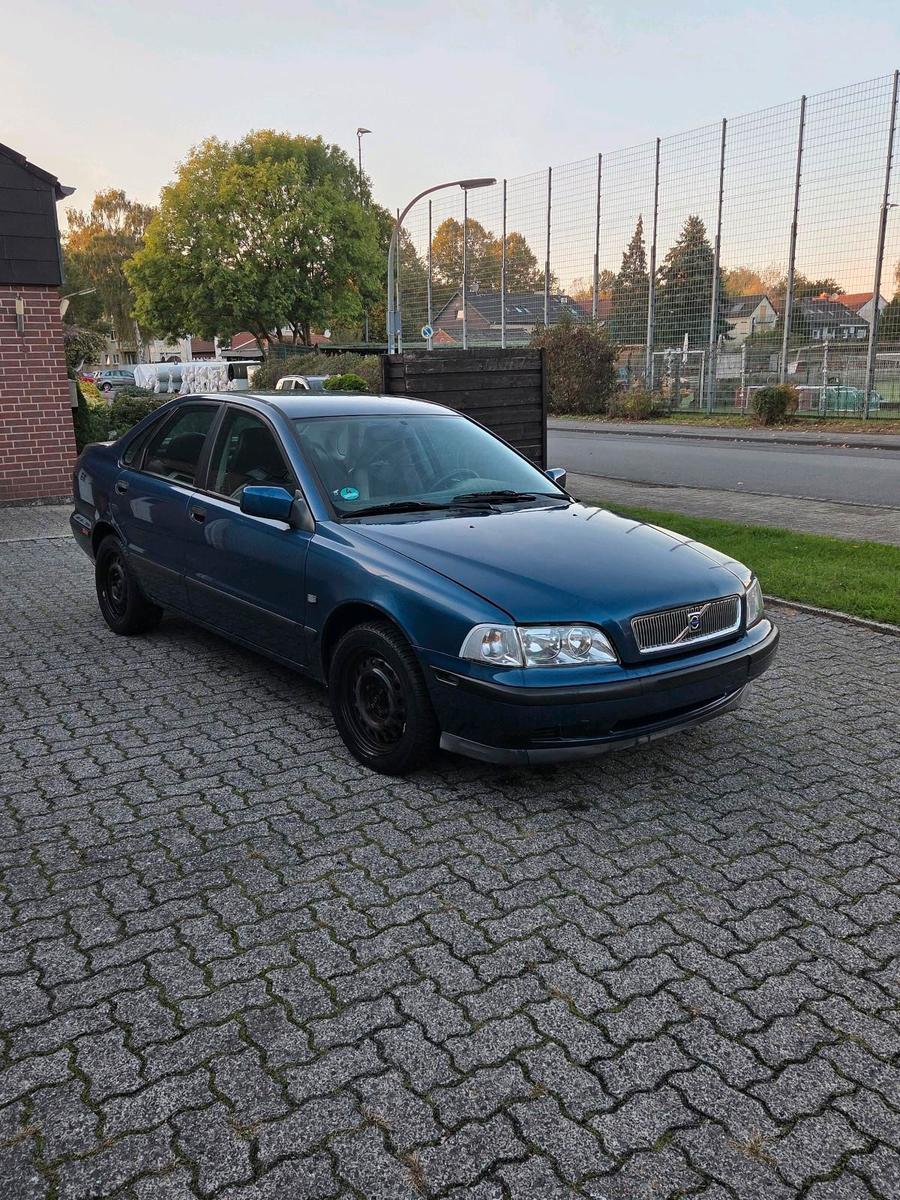 Volvo S40