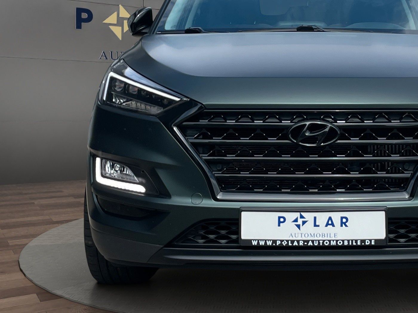 Fahrzeugabbildung Hyundai Tucson 4WD *Pano*Kamera*AHK*LED*Tempo*Carplay*