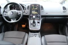 Renault Scenic Intens TCe 160 EDC*Automatik*Navi*