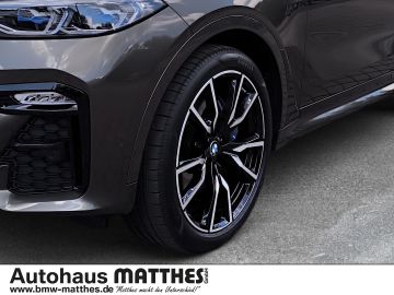 BMW X7 - 7