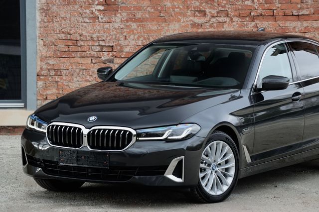 BMW 530e xDr/Luxury Line/SOFT-CLOSE/LASER/EXCLUSIV/