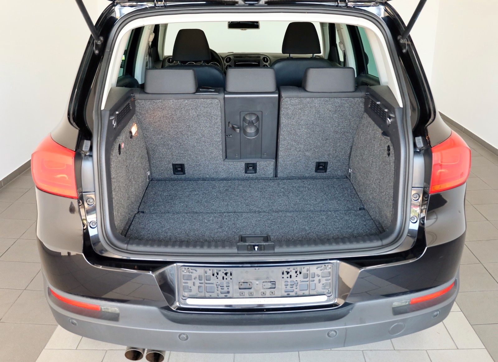 Fahrzeugabbildung Volkswagen Tiguan Trend & Fun BMT SH,PDC,8 fach bereieft