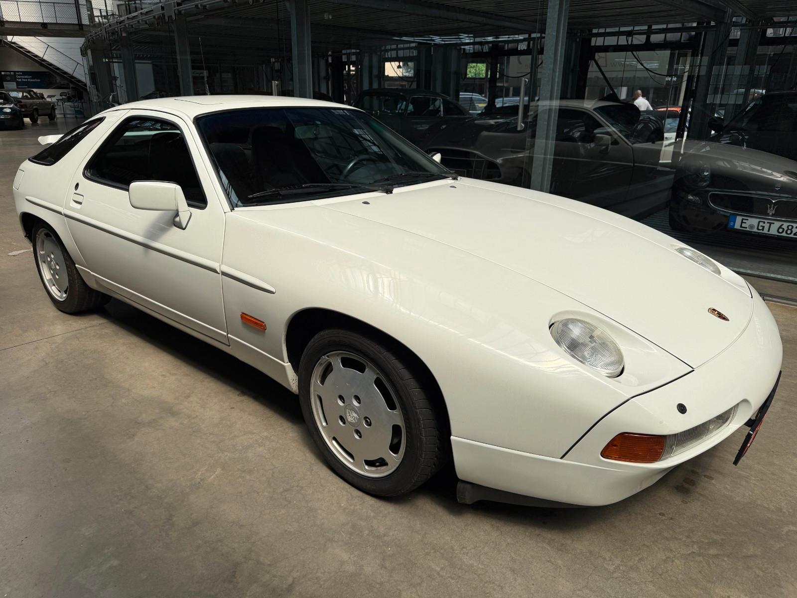 Porsche 928 4S 1.Hand  ERSTLACK  PZ Servicegepflegt