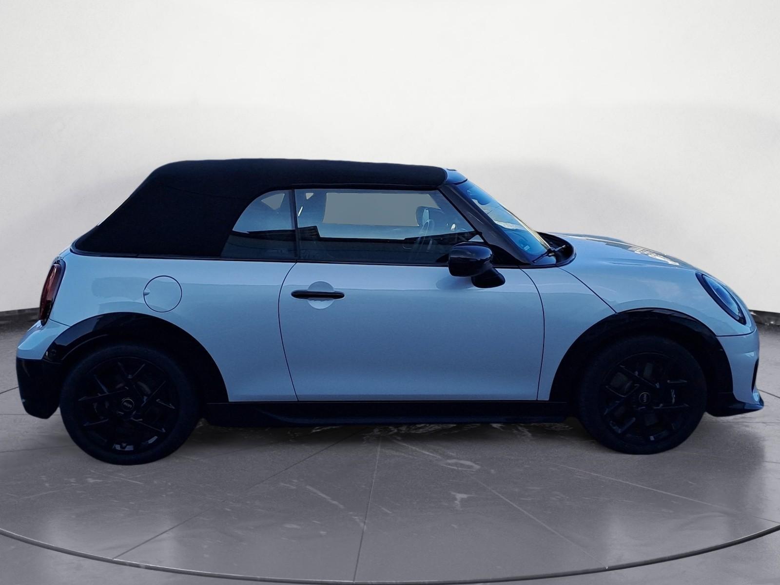 MINI COOPER S Cabrio JCW Trim Steptronic John Cooper 