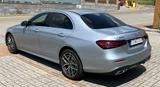 Mercedes-Benz E300e 4M 2xAMG 360° - Mercedes-Benz E 300 mit Hybrid-Antrieb: Silber, Limousine