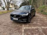 Volvo XC60 D4 Harman Kardon/Sitzheizung/Carplay  - Volvo XC60 in Duisburg
