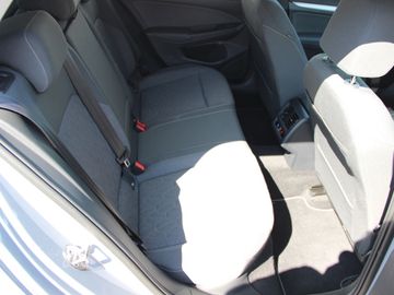 Volkswagen Golf VIII TSI Life Panoramad.