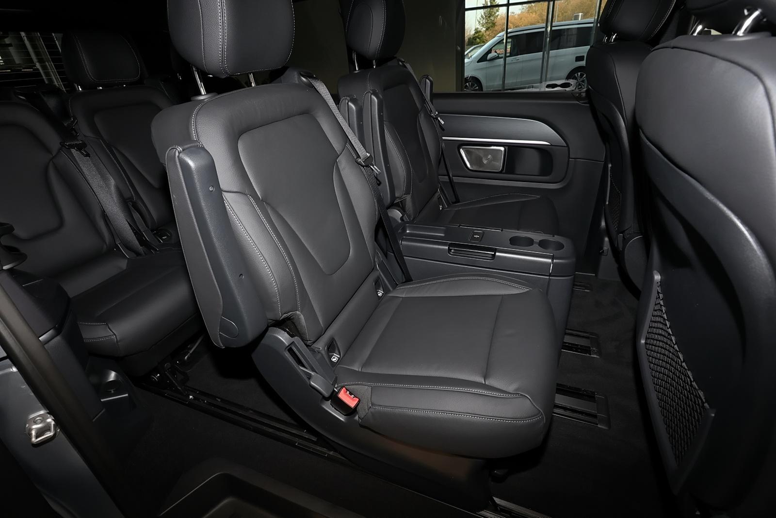 Mercedes-Benz V 250 d AVANTGARDE AMG MBUX+360°+M-LED+AHK+7Sitz