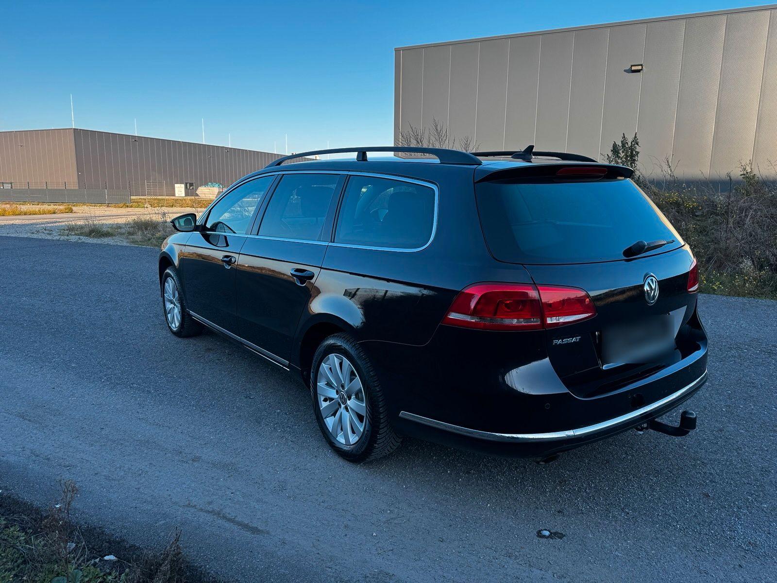 Volkswagen Passat 2012 — photo 6