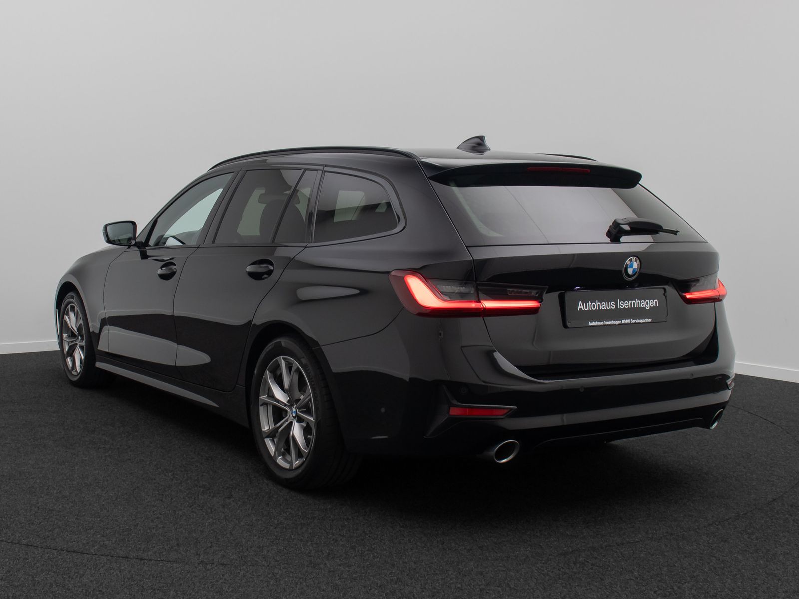 Fahrzeugabbildung BMW 320i Sport Line Laser DAB Kamera HiFi ACC Alarm