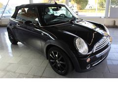 Fahrzeugabbildung MINI One Cabrio One