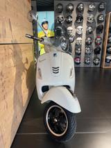 Vespa GTS 300 ABS  1.HD // November Angebot - Angebote