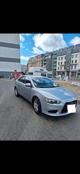 Mitsubishi Lancer 1.8 Invite - gebrauchte Mitsubishi Lancer aus dem Jahr 2009