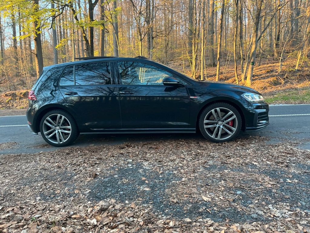 Image of Volkswagen Golf